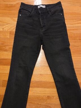 Zara Women Slim Straight Black Jeans